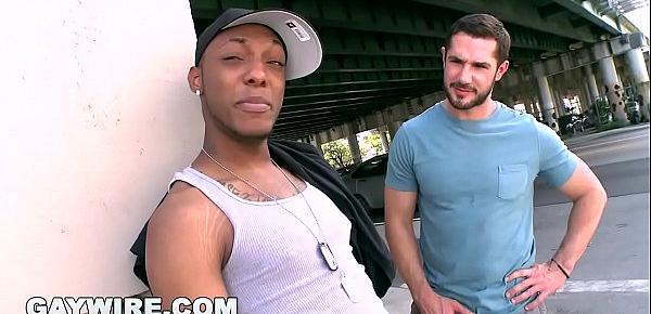  GAYWIRE - Miami Thug Gets Fucked In Public By Dean Monroe